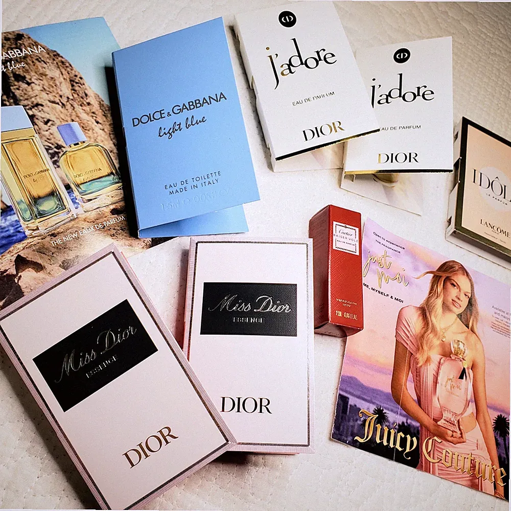 Women's Deluxe Luxury Fragrance Travel Size Perfume Sample Lot Vials New on Card